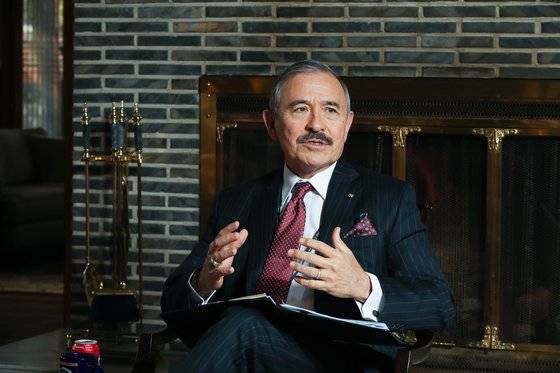 해리 해리스 주한 미대사가 지난 2월 서울 미대사관저에서 중앙일보와 인터뷰를 하고 있다. 우상조 기자