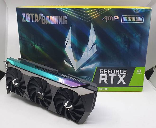 조텍 게이밍 지포스 RTX 3080 앰프 홀로 블랙