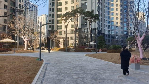 입주를 앞둔 '평촌어바인퍼스트'(3850가구) 단지 전경. / 사진=김하나 기자