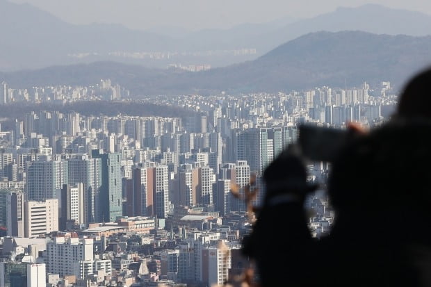 서울 남산에서 아파트 전경. /연합뉴스