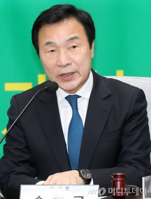 바른미래당 손학규 대표가 2월 24일 오전 서울 여의도 국회에서 열린 바른미래당-대안신당-민주평화당 3당 수임기관 합동회의에서 발언하고 있다. / 사진=홍봉진 기자 honggga@