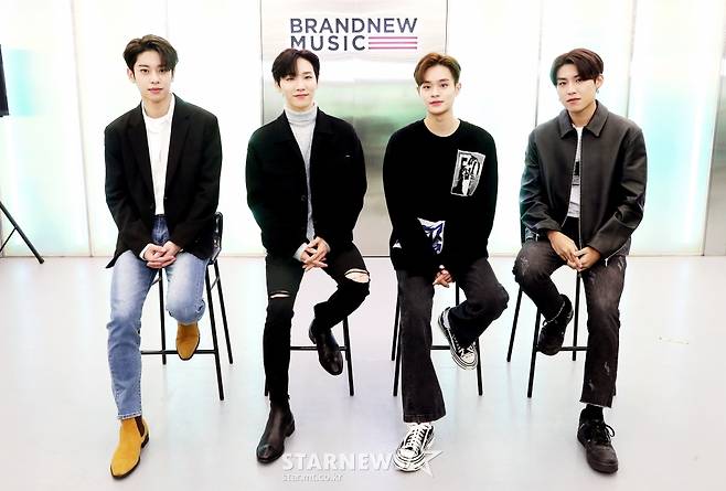 Group AB6IX (AB6IX) poses ahead of the interview with the magazines 2020 Asian Artist Awards Awards.