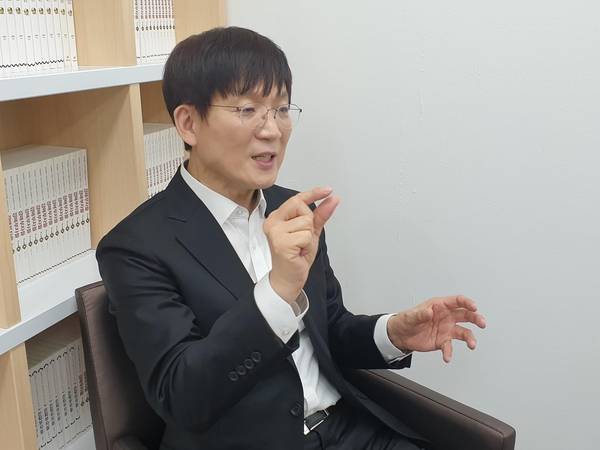 고준석 동국대 법무대학원 겸임교수. /백윤미 기자