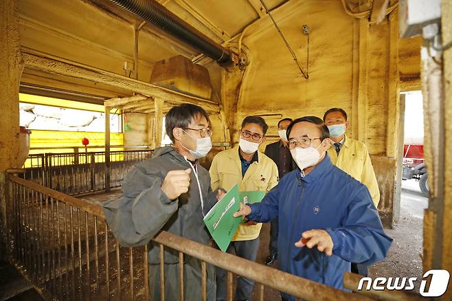 전북 임실군은 농림축산식품부가 주관하는 2021년 축산악취개선 공모사업에 최종 사업자로 선정됐다.(임실군 제공)2021.1.5/© 뉴스1