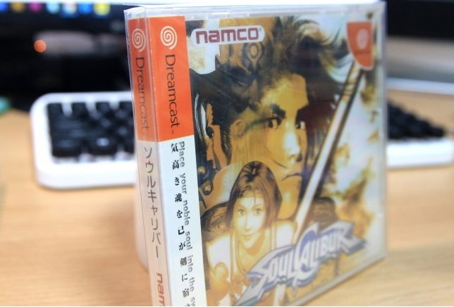 (패미통 40점 만점의 드림캐스트판 소울 칼리버! 프로텍트 케이스를 씌울 자격이 충분하다!)/ 네오소울님 사진 제공