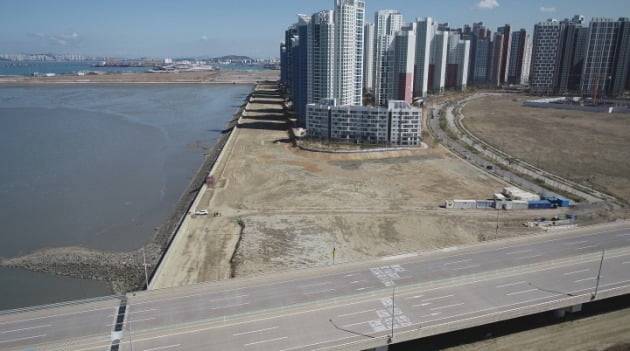 인천 송도국제도시 랜드마크시티 1호 수변공원 예정지. 인천경제청 제공