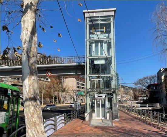 신영삼거리 승강장 설치