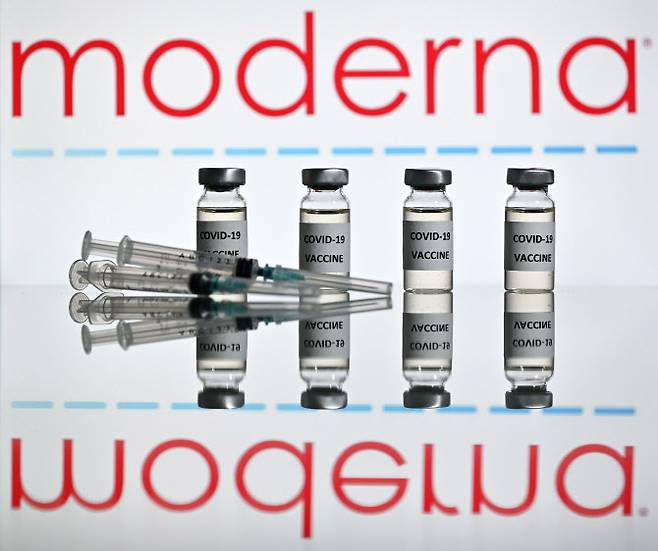 모더나의 코로나19 백신. (사진= AFP)