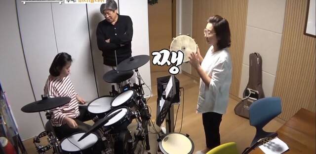 <아내의 맛> 출연해 평범한 엄마, 아내의 모습을 보여주며 호감을 산 나경원. 프로그램 갈무리