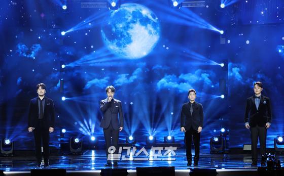 Members of JTBCs Phantom Racing 3 winner rapoem (LA POEM-Jung Min-sung, Park Ki-hoon, Choi Seong-hun, and Yoo Chae-hoon) are presenting their opening performance at the 35th 2021 Golden Disk Awards with Curaprox digital record awards ceremony held at KINTEX, Daedong-dong, Goyang-si, Gyeonggi-do on the afternoon of the 10th.35th 2021 Golden Disk Awards with Curaprox will be broadcast on JTBC, JTBC2, and JTBC4.