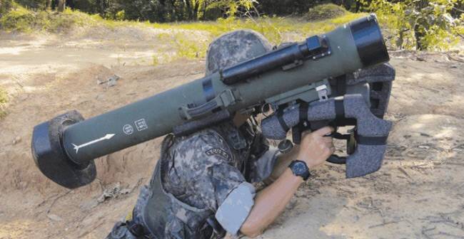 보병용 중거리 유도무기 ‘현궁’. LIG넥스원 제공