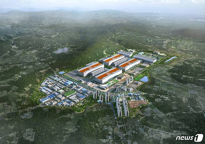 (경기=뉴스1) 진현권 기자 = SK하이닉스와 국내외 50개 이상 반도체 장비·소재·부품 업체가 입주할 ‘용인반도체클러스터’ 산업단지 사업이 12일 ‘경기도 지방산업단지계획 심의’를 통과함에 따라 본궤도에 오르게 됐다.(경기도 제공)© 뉴스1