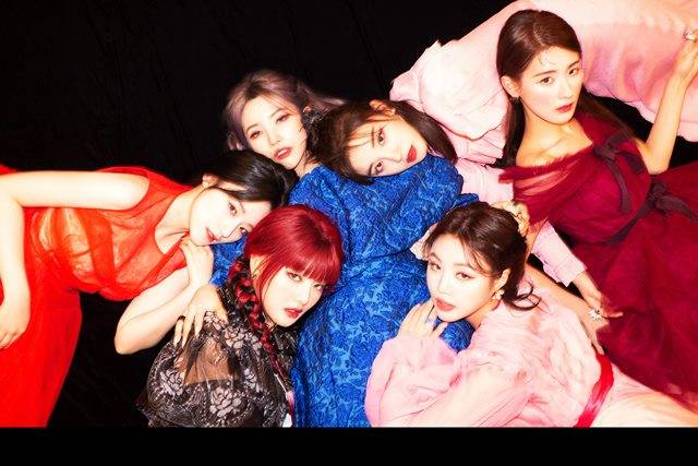 (여자)아이들이 신곡 'I burn'(아이 번)으로 지니 뮤직과 벅스 등 국내 음원 차트 첫 정상에 올랐다. /큐브엔터테인먼트 제공