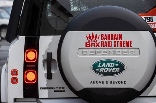 랜드로버 올 뉴 디펜더 다카르 랠리 지원차량. <재규어 랜드로버 제공>