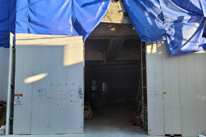 부산의 한 오피스텔 공사 현장 9층에서 40대 작업자가 떨어져 숨졌다. 부산경찰청 제공