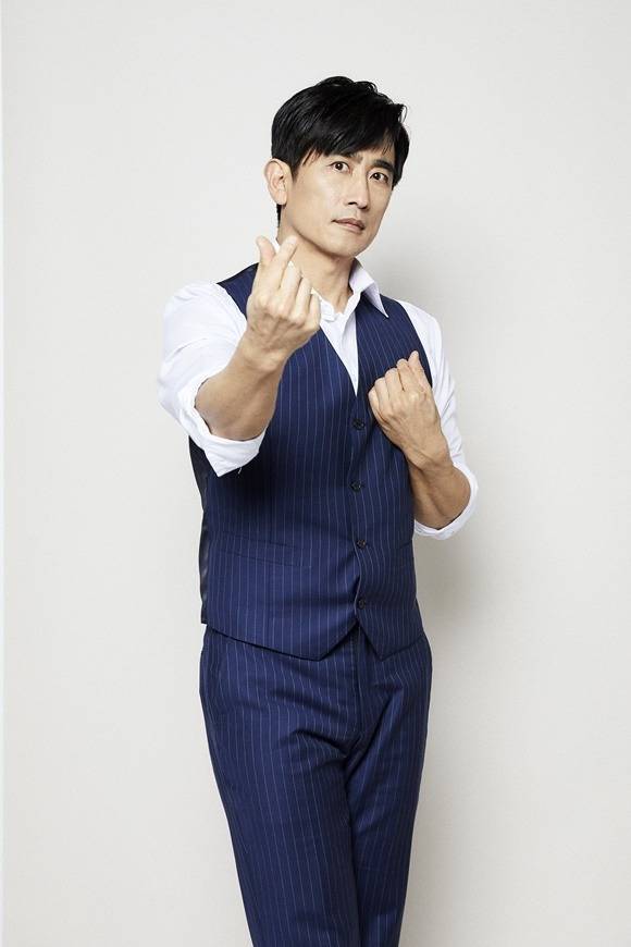 단역 배우였던 차인표는 1994년 첫 주연작 MBC '사랑을 그대 품안에'를 통해 스타덤에 올랐다. /넷플릭스 제공