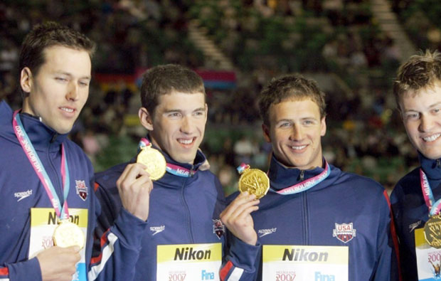2007년 멜버른 세계수영선수권대회 800ｍ계영에서 우승한 클레트 켈러(왼쪽 첫번째)/사진=EPA 연합뉴스