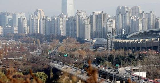 서울 잠실 일대의 아파트 단지 모습. ［연합뉴스］