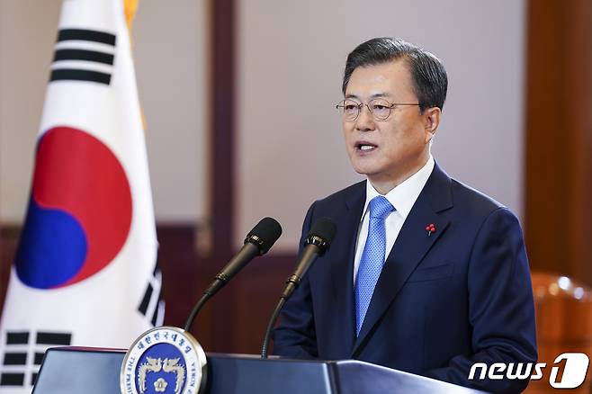 문재인 대통령. 2021.1.11/뉴스1 © News1 이광호 기자