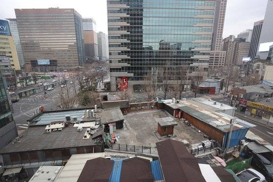 공공재개발 후보지로 지정된 서울 광화문역 인근 종로구 신문로2-12 구역의 모습.［연합뉴스］