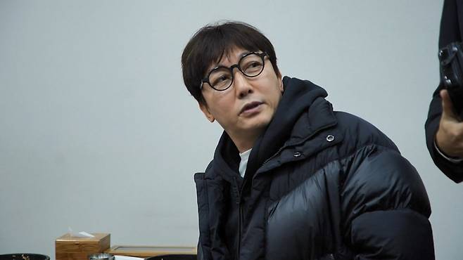 ‘놀면 뭐하니?’ 탁재훈, 유재석 초밀착 퀴즈 과몰입이 포착됐다.사진=MBC 제공