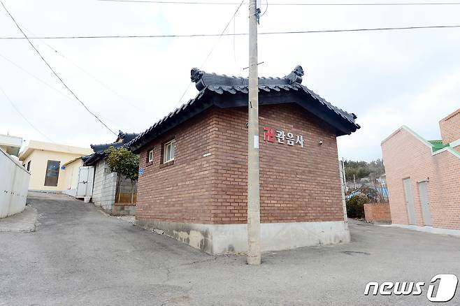 16일 오후 전남 영암군 삼호흡 관음사 일대가 한산한 모습을 보이고 있다. 2021.1.16/뉴스1 © News1 정다움 기자