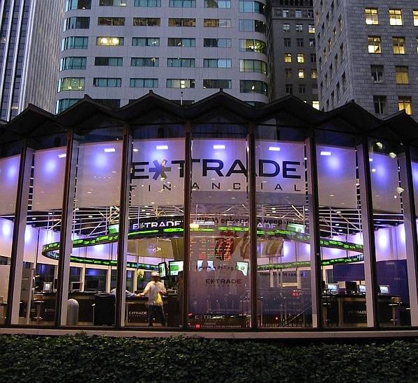 미국 E트레이드 증권의 캘리포니아 빌딩 모습.