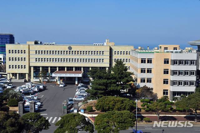 [제주=뉴시스]제주특별자치도교육청 전경. (사진=뉴시스DB)