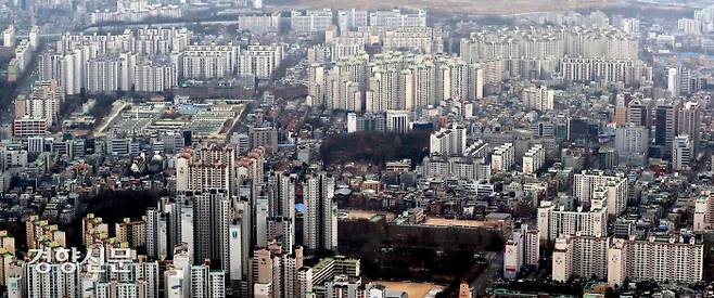 서울 강남의 한 아파트단지. 김기남 기자