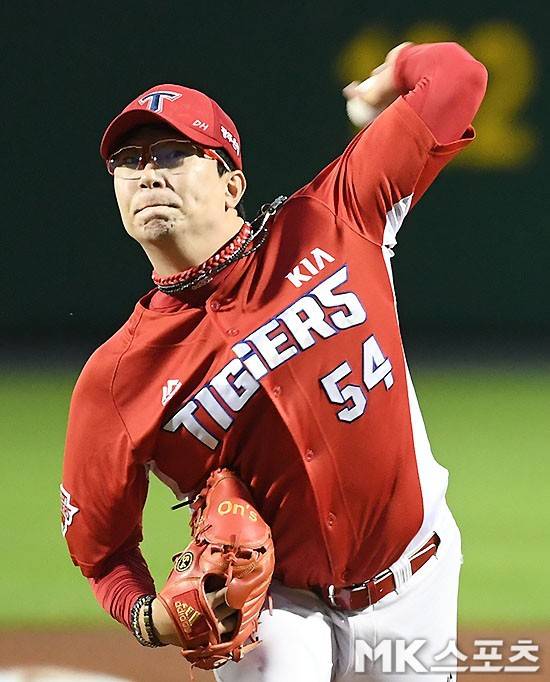 양현종측이 19일 KIA와 첫 협상을 갖는다.            사진=MK스포츠 DB