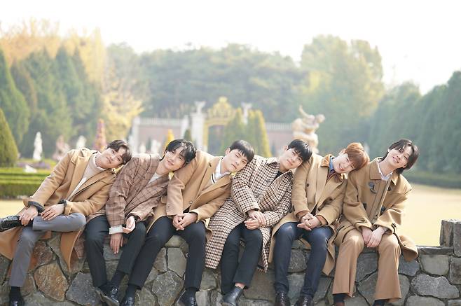 한림연예예술고 1기 졸업생들이 2015년 꾸린 극단 소년. 우정으로 뭉친 ‘소년’들은 꾸준히 작품을 올리며 극단 운영 및 활동에 시간과 정성을 쏟고 있다.극단 소년 제공