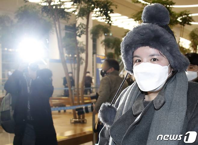 방송인 에이미가 20일 인천국제공항을 통해 중국 광저우에서 입국하고 있다. 2021.1.20/뉴스1 © News1 권현진 기자