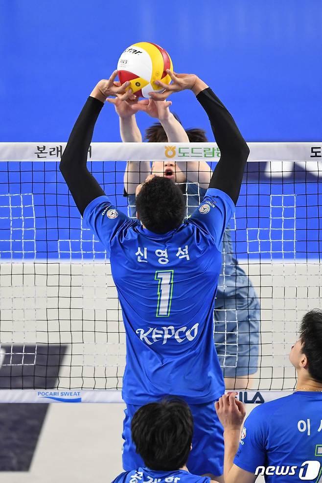 한국전력 센터 신영석. (한국배구연맹 제공) © 뉴스1