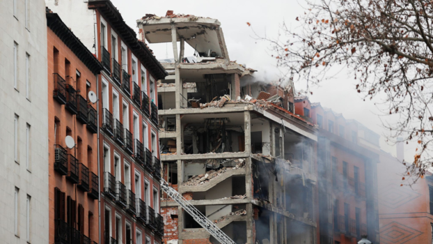 2021년 1월 20일 스페인 마드리드 도심 한복판에서 폭발 사고가 발생했다. 사진은 폭발음과 함께 외벽이 떨어져 나간 건물 모습. /스카이뉴스