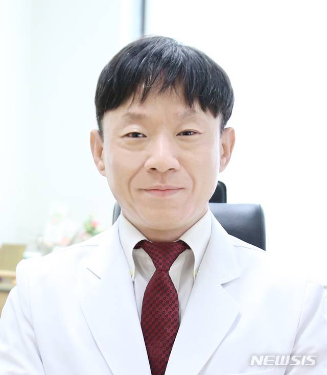 [김포=뉴시스] 정일형 기자=고도현 제2대 병원장 취임 (사진은 김포우리병원 제공)