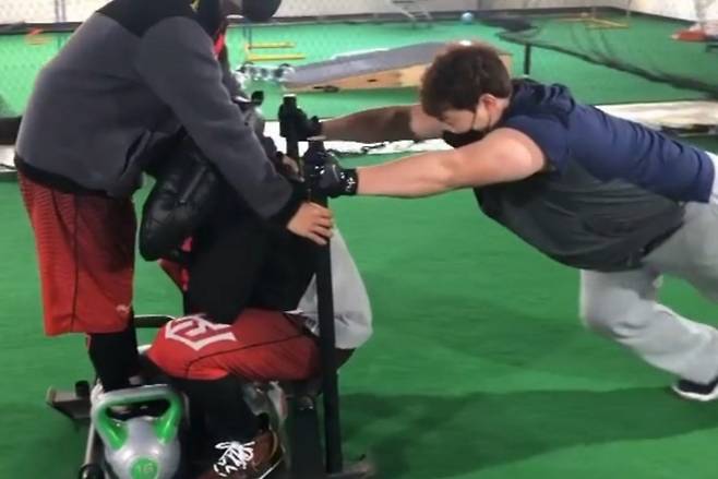 ▲ 최지만의 훈련 장면. ⓒ최지만 SNS