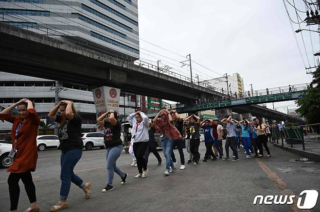 필리핀의 지진 대비 훈련 장면 <자료 사진> © AFP=뉴스1