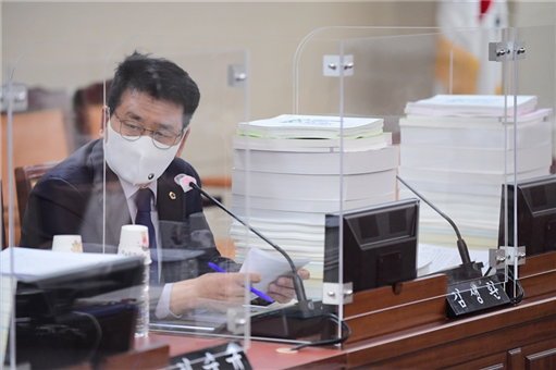 김생환 서울시의원 상임위원회 질의 사진