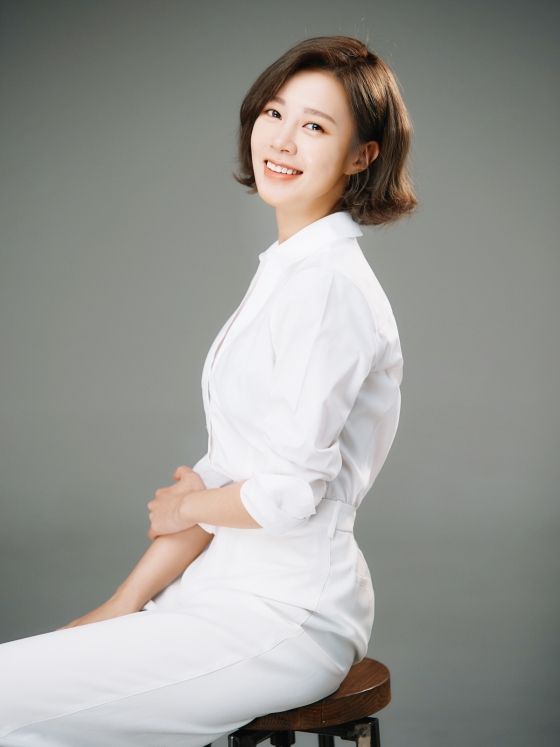 OCN 토일 오리지널 '경이로운 소문' 김정영 역 배우 최윤영/사진제공=킹스랜드