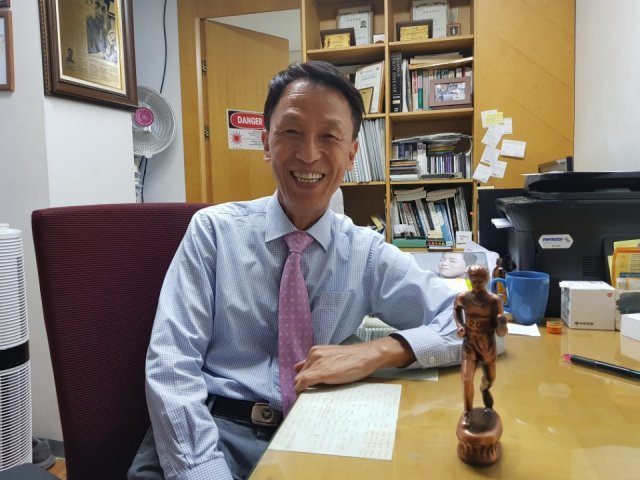 이동윤 원장