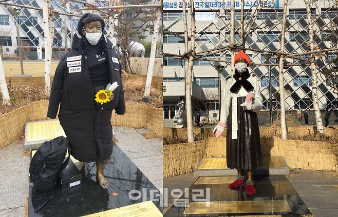 지난 22일 오전 서울 강동구 강동구청 앞 잔디밭에 설치된 평화의 소녀상에 일본 브랜드 ‘데상트’ 패딩이 입혀져 있다(왼쪽). 25일 기준 현재는 시민들이 소녀상을 재단장했다(오른쪽). (사진=강동구 평화의 소녀상 보존 시민위원회 제공)