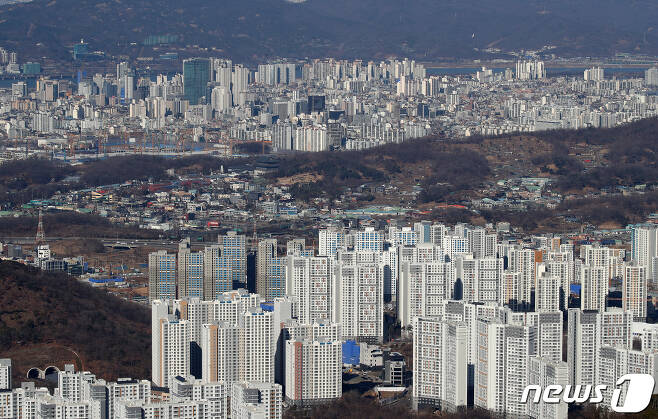 수도권 아파트 단지의 모습. 2021.1.24/뉴스1 © News1 김진환 기자