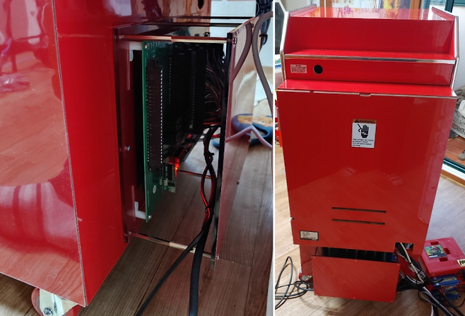 (그걸로 끝이 아니다! 아크릴을 제단하여 잠마 셀렉터를 게임기 뒤쪽에 매립해주었다)