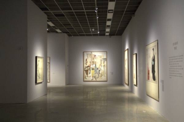 국립현대미술관 청주 ‘박래현, 삼중통역자’ 순회전 전경.