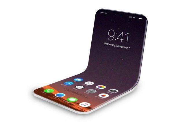 사진은 폴더블 아이폰 컨셉 디자인 (사진=트위터 @AaronAMason)