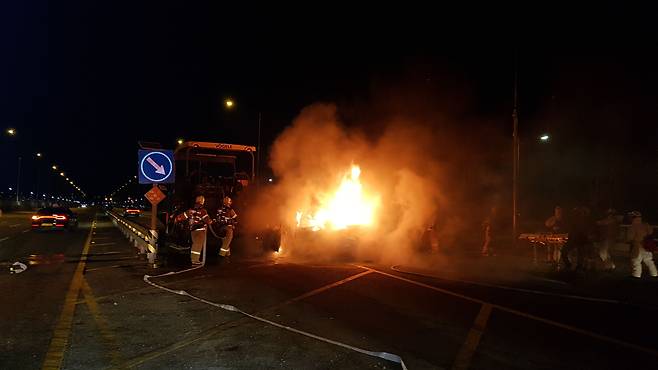 인천 송도 아반테 사고현장. /인천소방본부