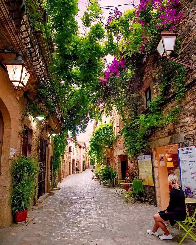 지로나 페라타랴다의 봄