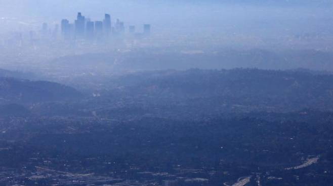 공해에 휩싸인 로스엔젤레스 시내