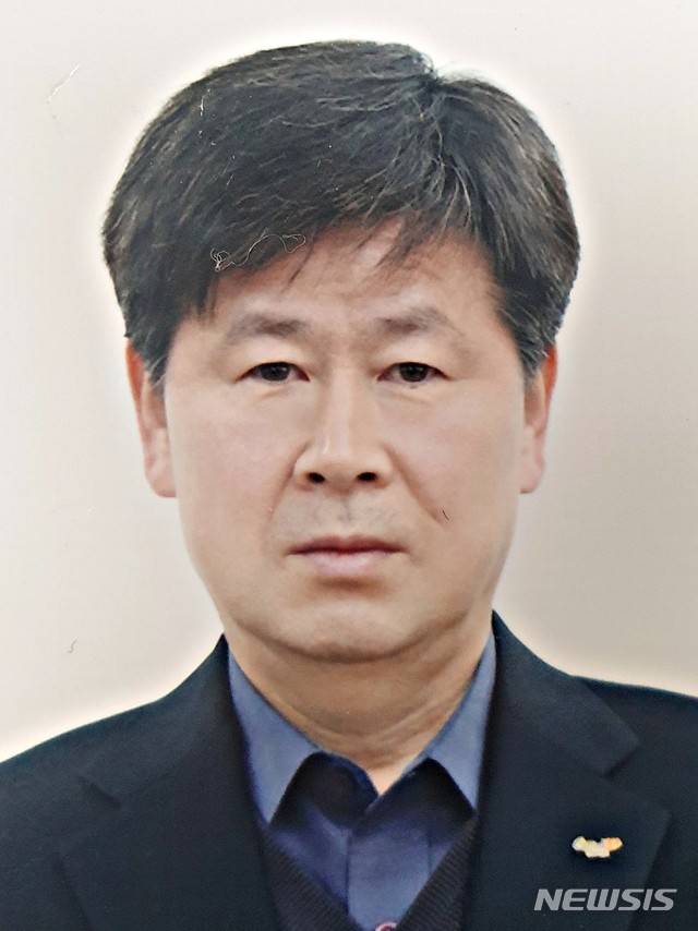 중원문화재단 백인욱 이사장