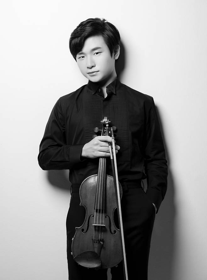 Violinist Kim Dong-hyun (Kumho Asiana Cultural Foundation)